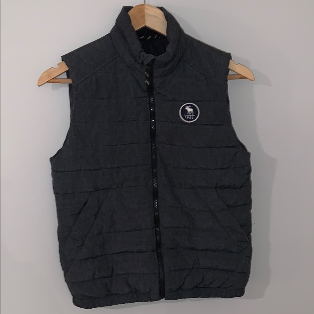 Boys Abercrombie Gray Puffy Vest